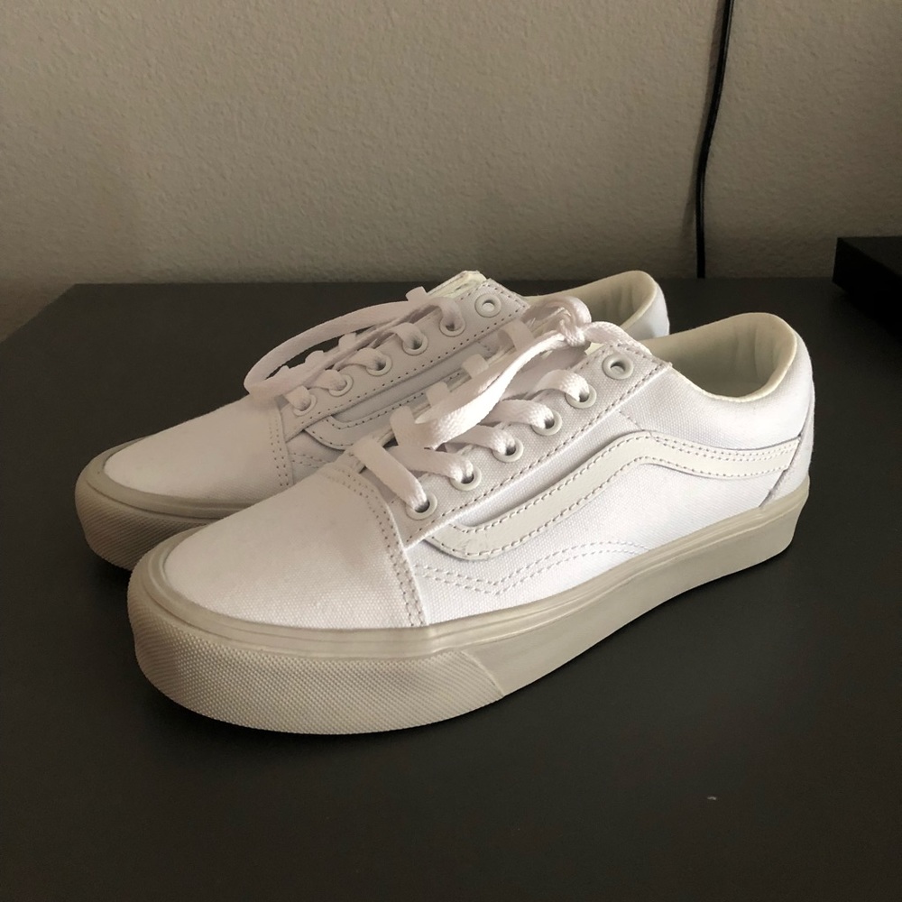 Vans Old Skool Lite Shoes! Brand New!